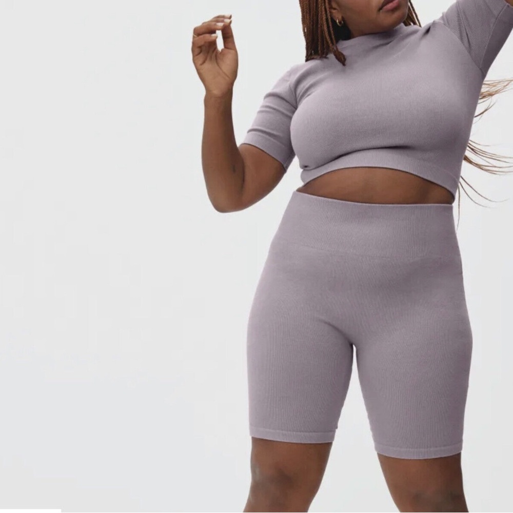 EVERLANE Seamless Bike Shorts in Dusty Lavender | S/XS